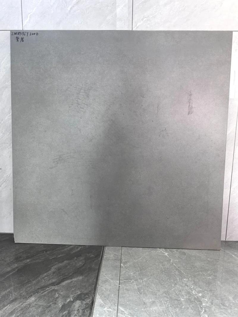 地面防滑的秘密：提升空间安全与舒适度